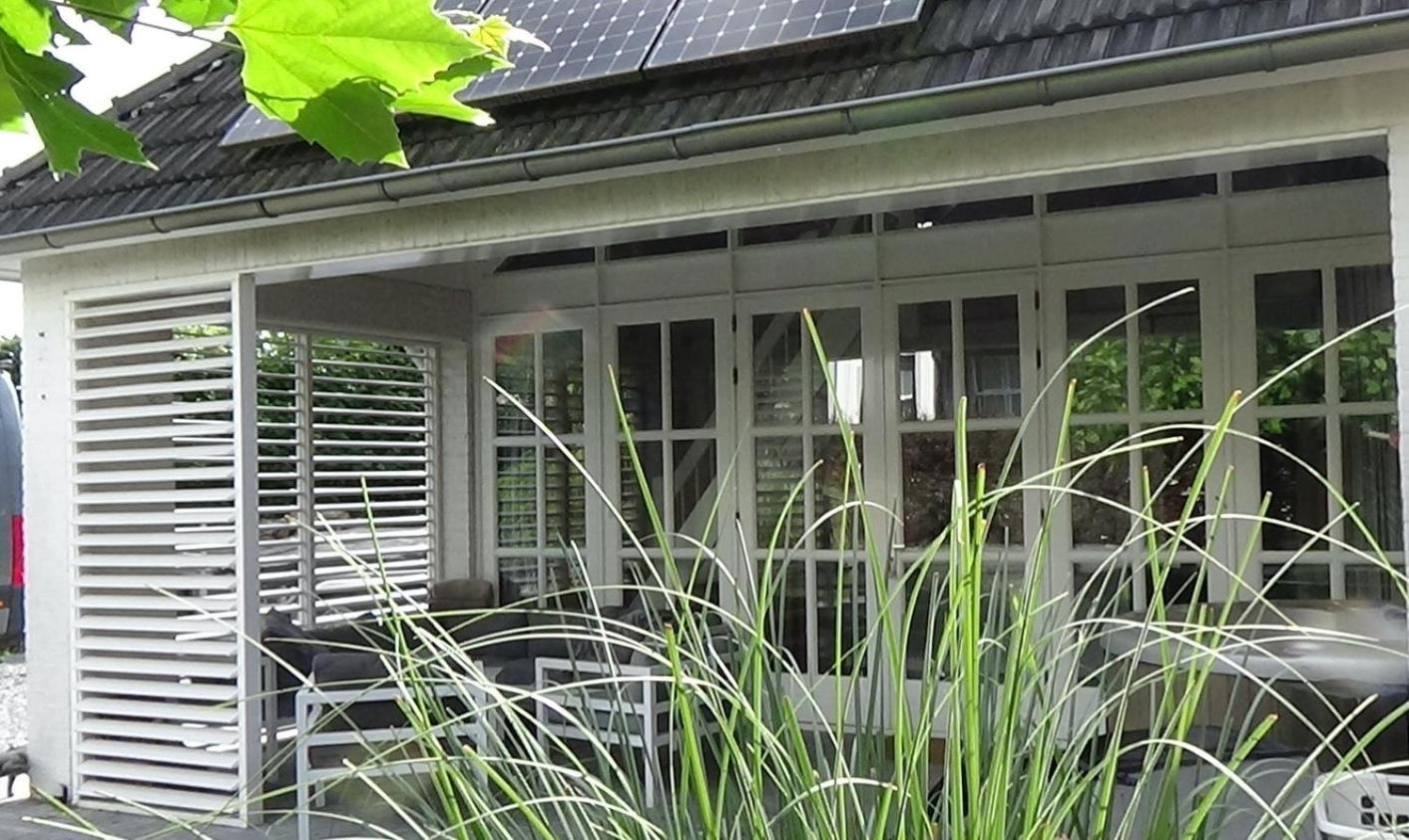 Gardenhouse With Private Jacuzzi & Private Sauna Chalet
